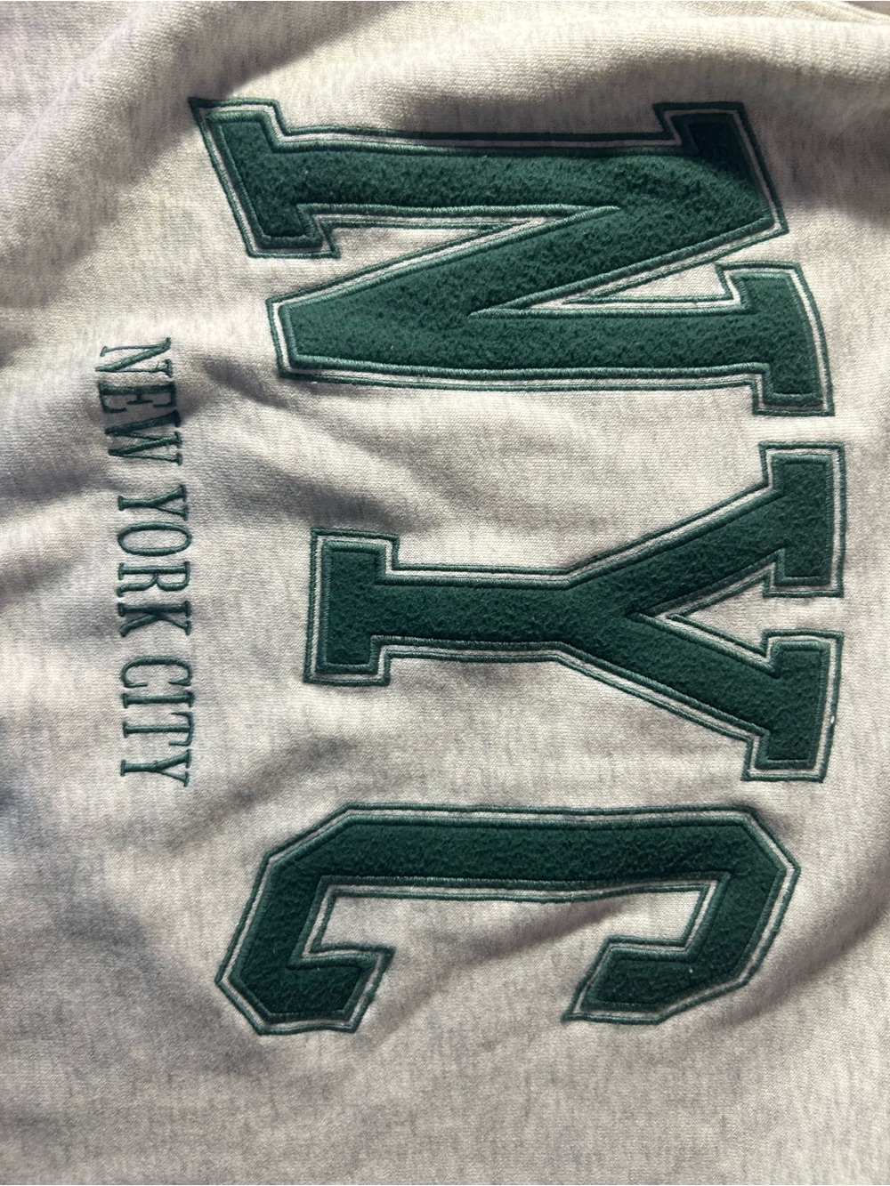 NYC Hollister COZY & FASHIONABLE Crew Neck - Picture 4 of 4
